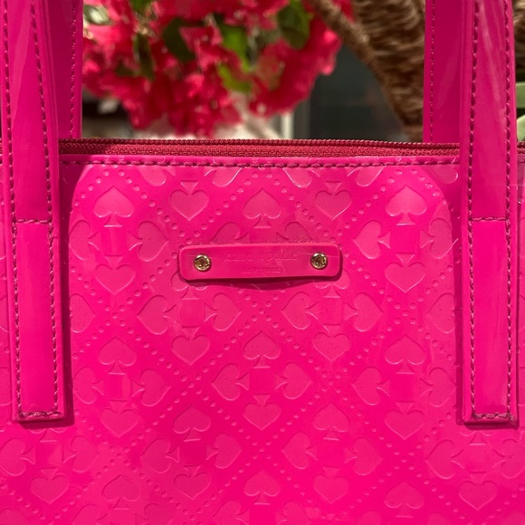 Kate Spade Sophie Patent Leather
Tote Emerald Avenue Pink - Picture 2 of 5